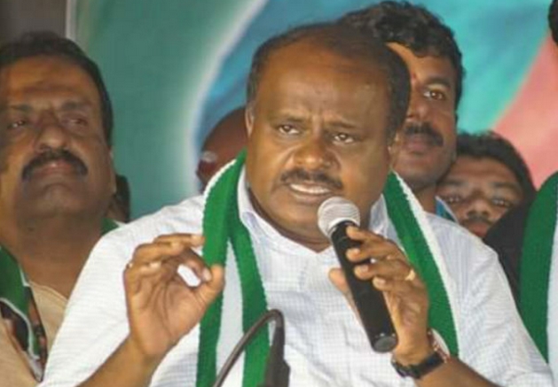 कुमारस्वामी ने 8वीं पास को बनाया उच्च शिक्षा मंत्री, मचा बवाल, देवेगौड़ा नाराज